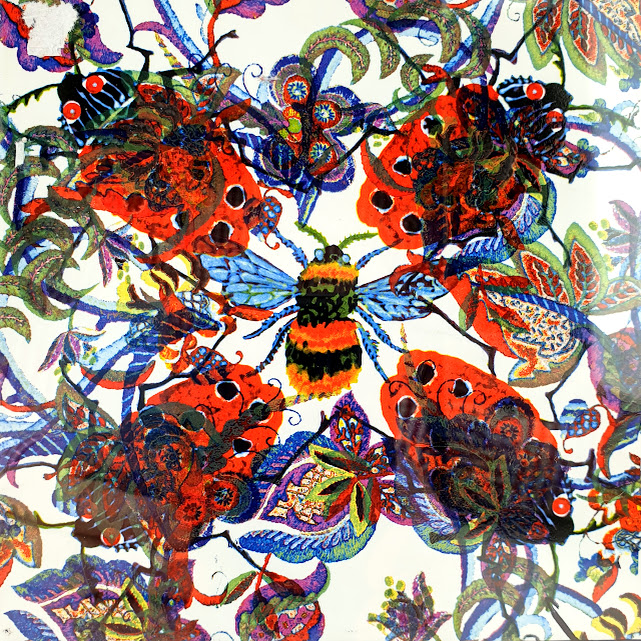 6 inch framed tile 'Ladybird, honey bee' - Image 2