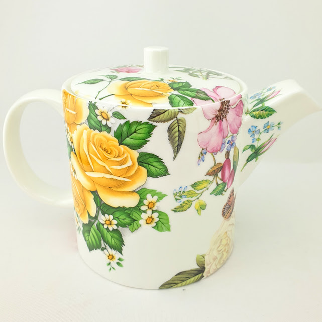 Ramblin rose, climbing rose hybrid rose large bone china tea pot