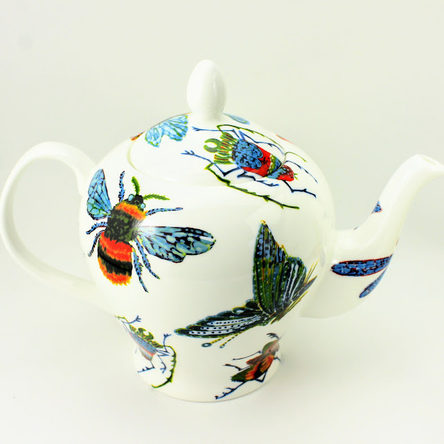Big Bug two cup Teapot - Image 2